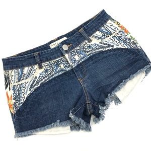 VINTAGE HAVANA Embroidered JEAN SHORTS Fringe Hem